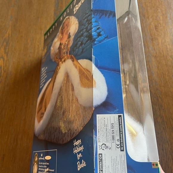 NIB Mattel Barbie Holiday Special 1994 Elegant Gold and White Doll in Box - Picture 5 of 10